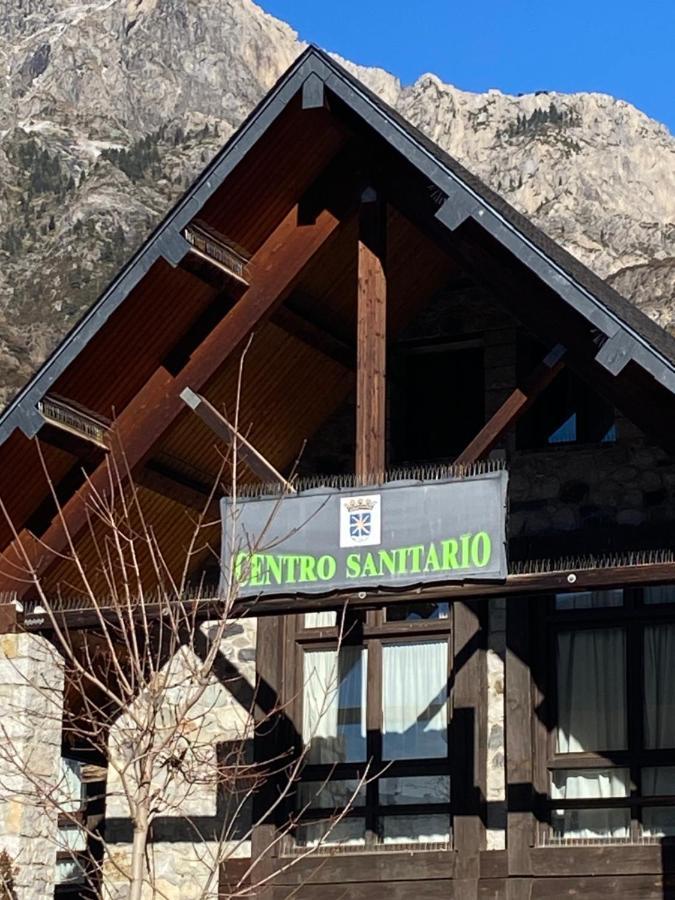 Апартаменти Check-In Casas Cumbre De Benasque Ерісте Екстер'єр фото