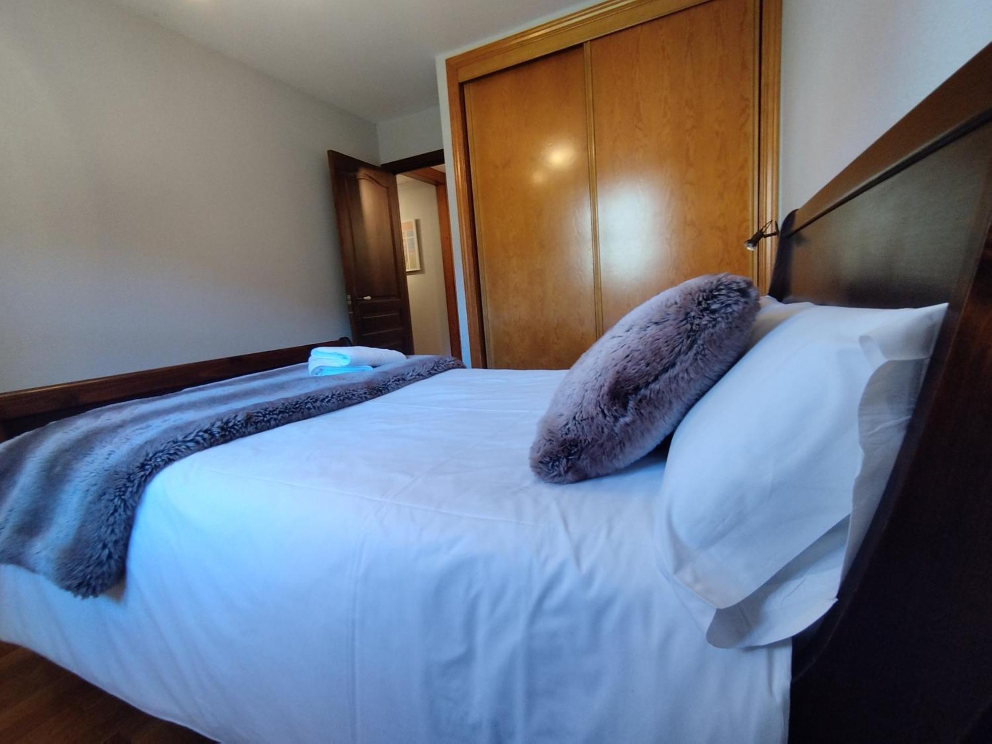 Апартаменти Check-In Casas Cumbre De Benasque Ерісте Екстер'єр фото
